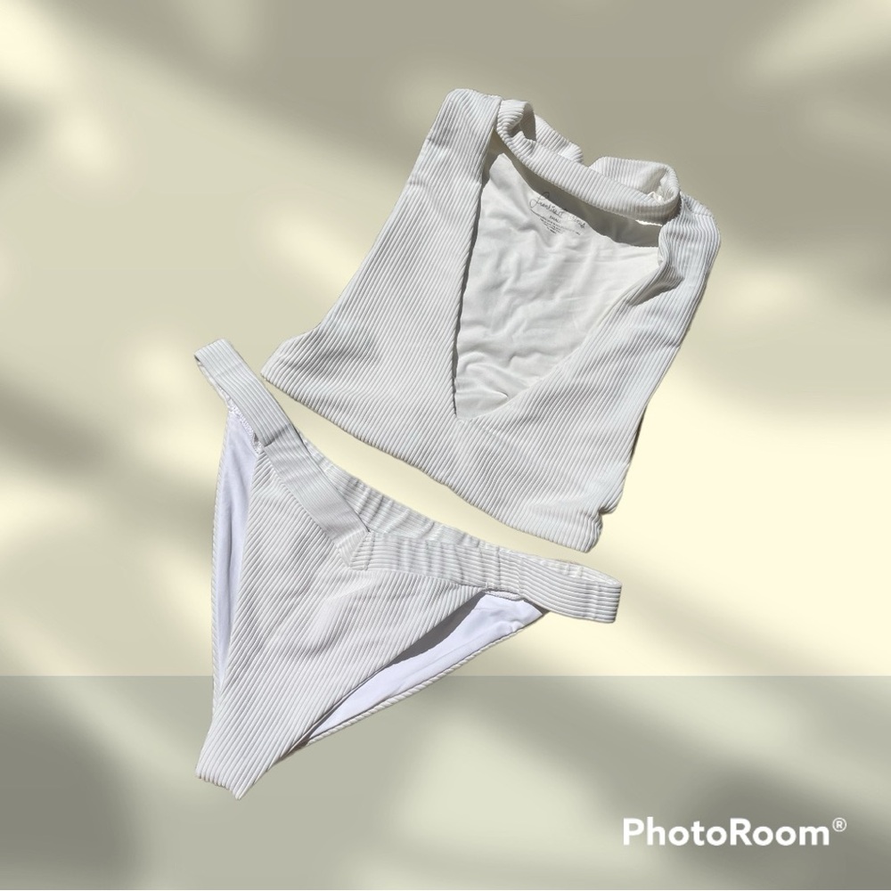 Frankies Bikini White Ribbed Bikini Set